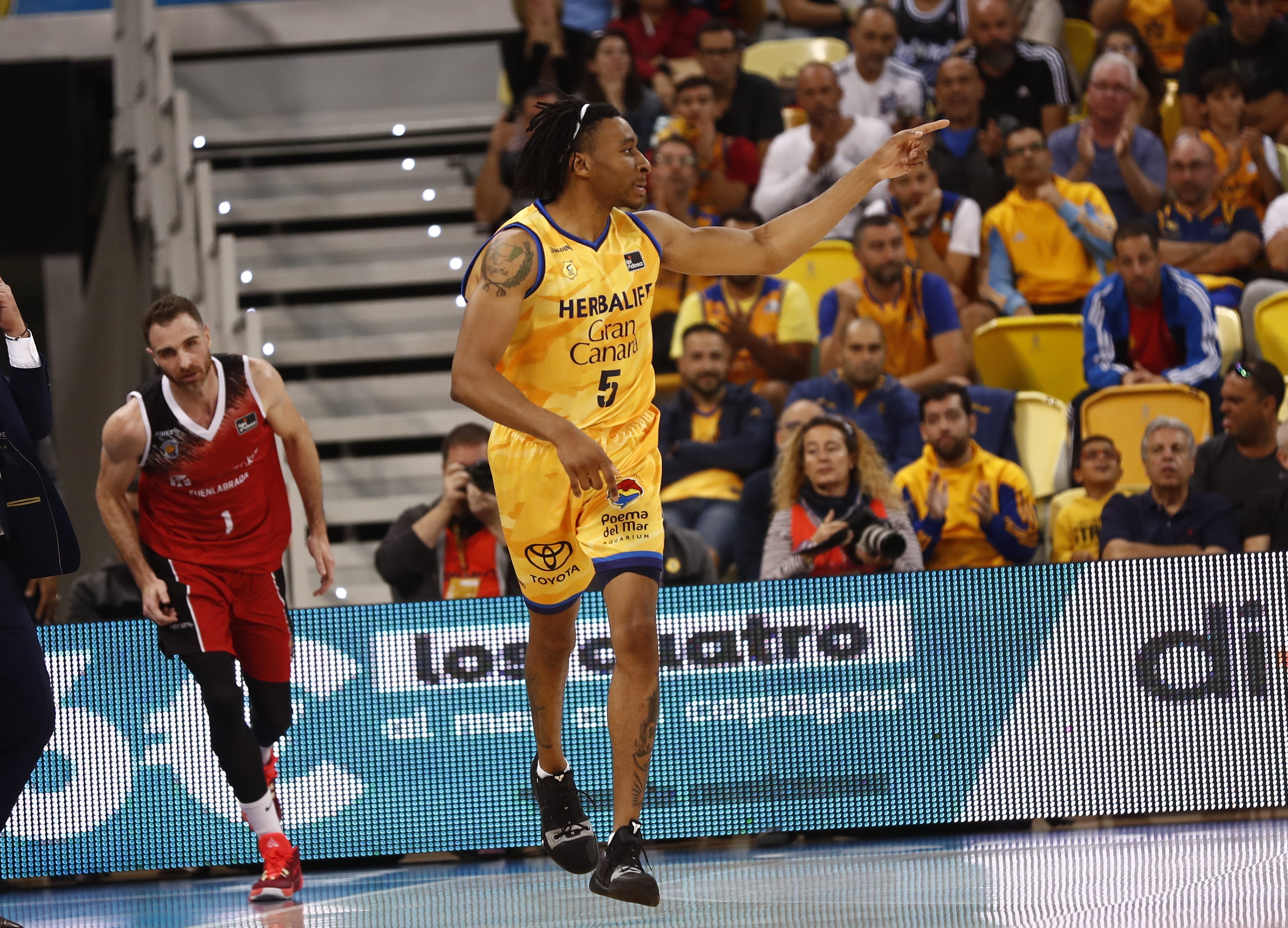 El Herbalife Gran Canaria renueva a Stan Okoye - Club ...