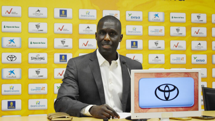 Sitapha Savané durante una conferencia de prensa en el Club Baloncesto Gran Canaria.