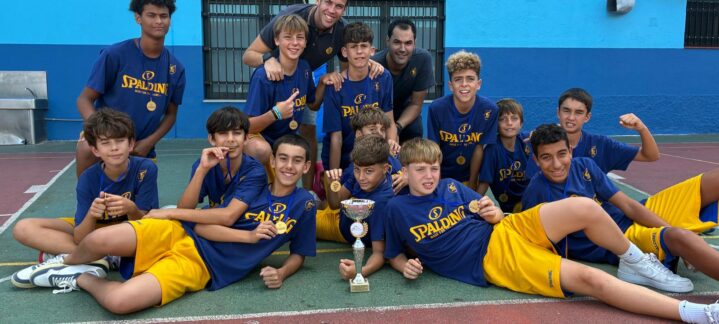 campeón del V Torneo Juan José Bruno",Equipo preinfantil masculino del CB Gran Canaria celebra su victoria en el torneo.