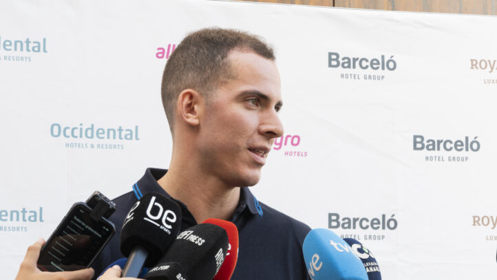 con ganas: ""Estamos deseando empezar""",Jugador del Club Baloncesto Gran Canaria atendiendo a los medios de comunicación.