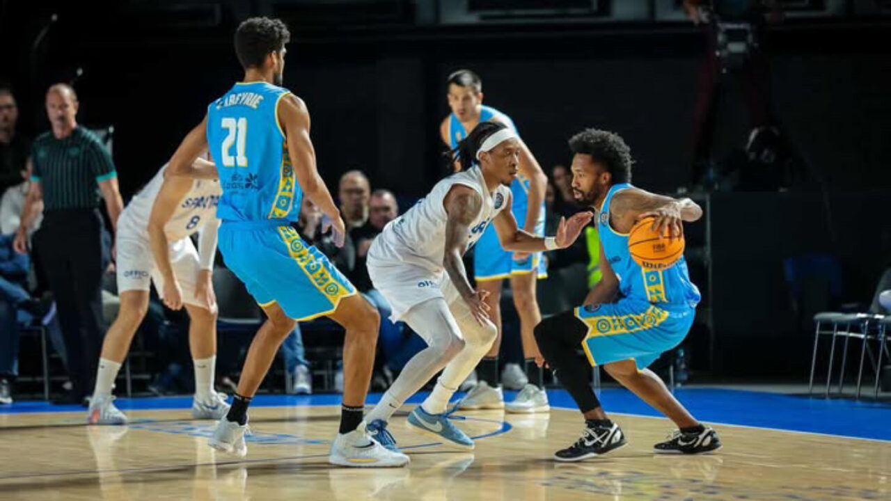  323EFA0C-7941-4921-B550-4EDF3DCFC1B1