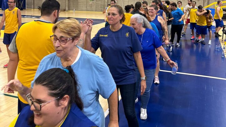 Participantes de “La Suma en familia” se divierten en el Pabellón Insular.