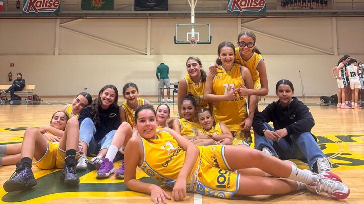 Equipo preinfantil femenino en el curso 25/26.