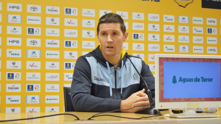 Lakovic, en rueda de prensa.