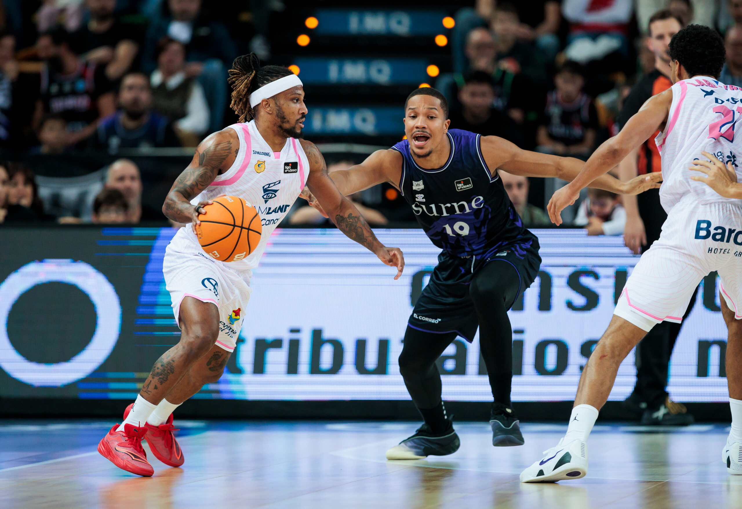 Foto del partido entre Dreamland Gran Canaria y Surne Bilbao