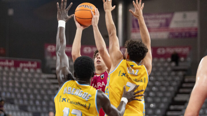 Foto del U22 ante Amara Lleida.