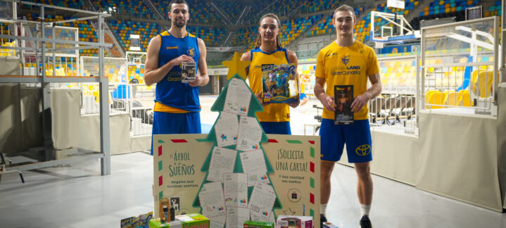 Colaboración con el Árbol Solidario de CaixaBank.