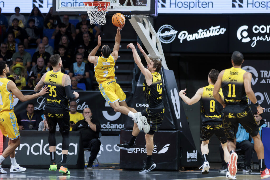 Wong, en acción de ataque.