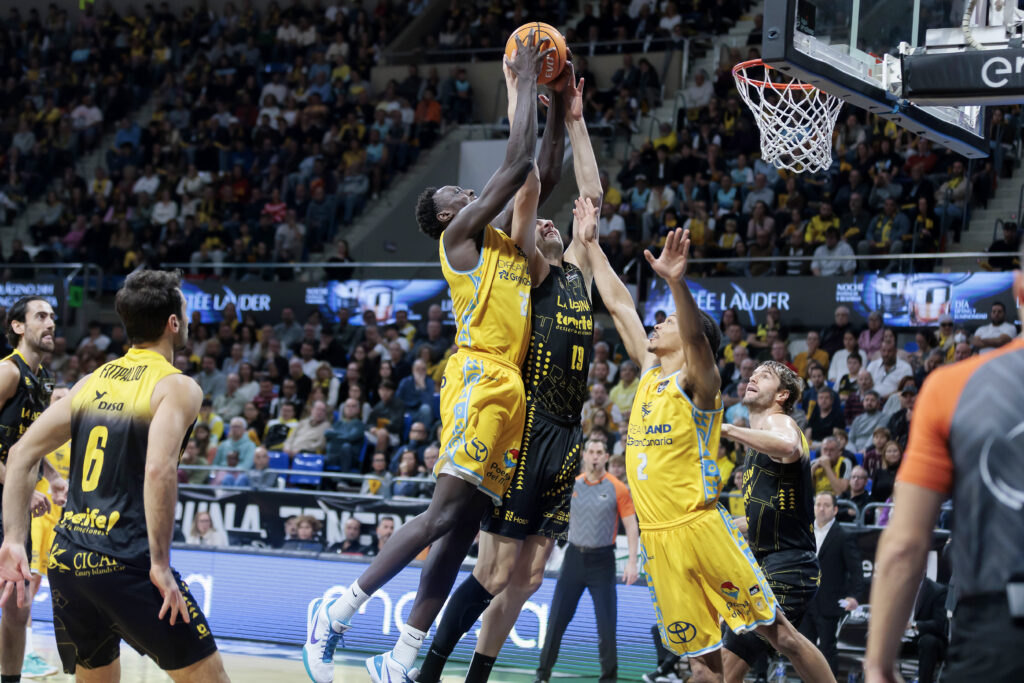 Kuath en acción de ataque. 