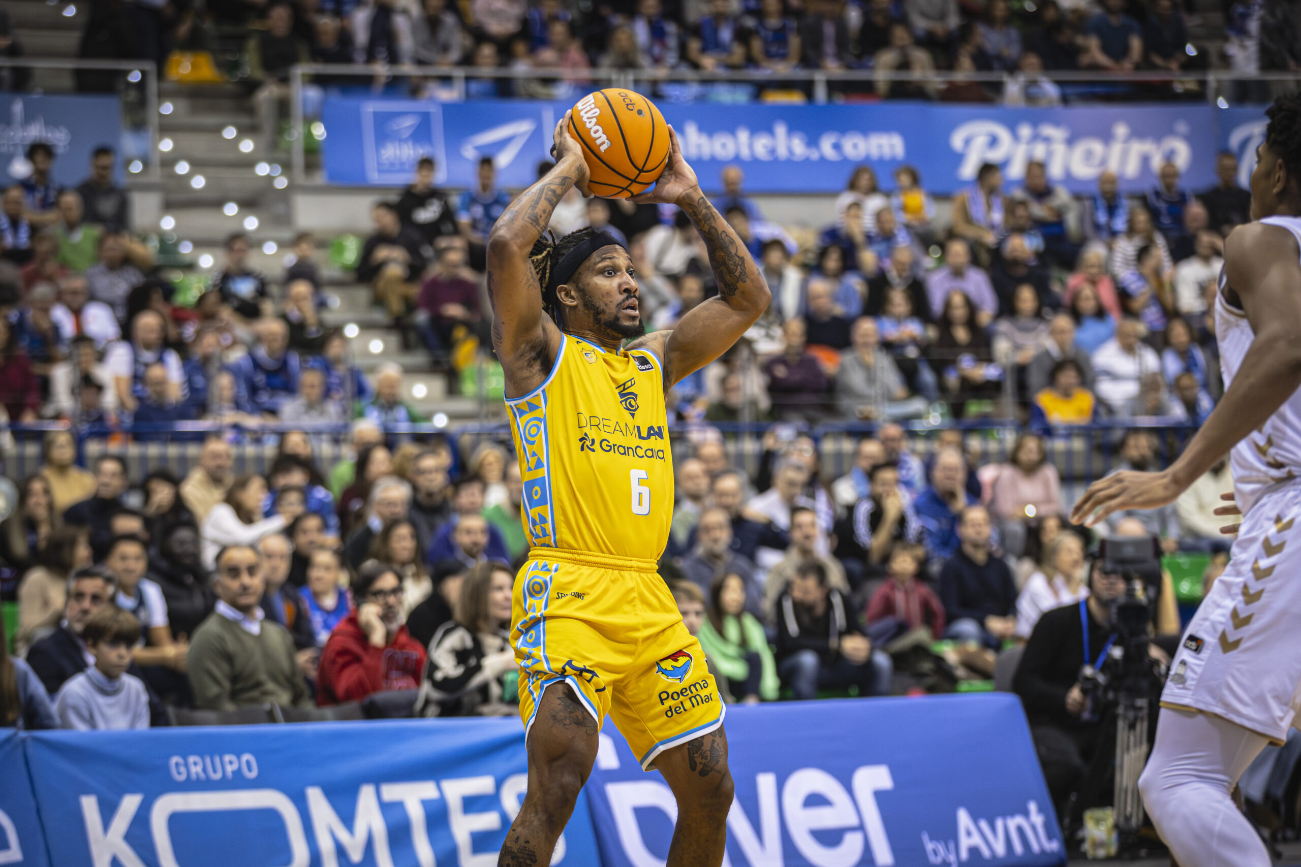 Andrew Albicy ante Recoletas Salud San Pablo Burgos.