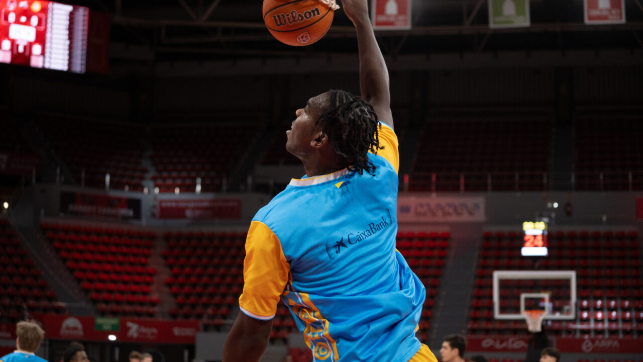  RS877398_J2 CAZ-GCA Firmar acb Photo - Alejandro Meavilla