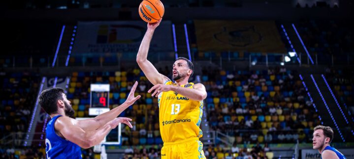 Imagen de Pierre Pelos en BCL.