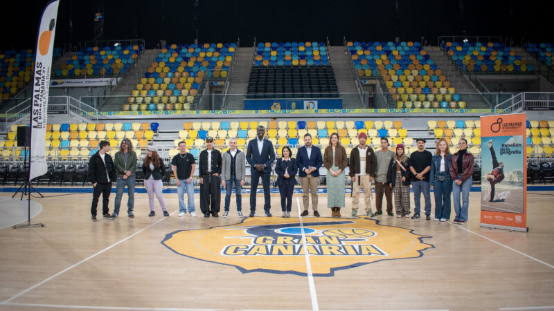 Foto de familia del acuerdo de colaboración del CB Gran Canaria con la candidatura LPGC 2031