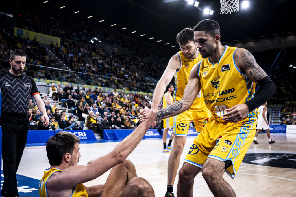 Imagen de equipo del Dreamland Gran Canaria.