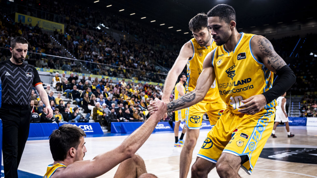 Imagen de equipo del Dreamland Gran Canaria.