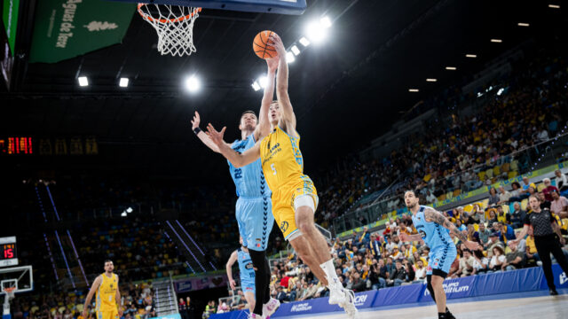 Imagen del partido ante Río Breogán.