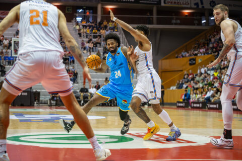 Bàsquet Girona - Dreamland Gran Canaria (J4, Liga Endesa 25/26) 8