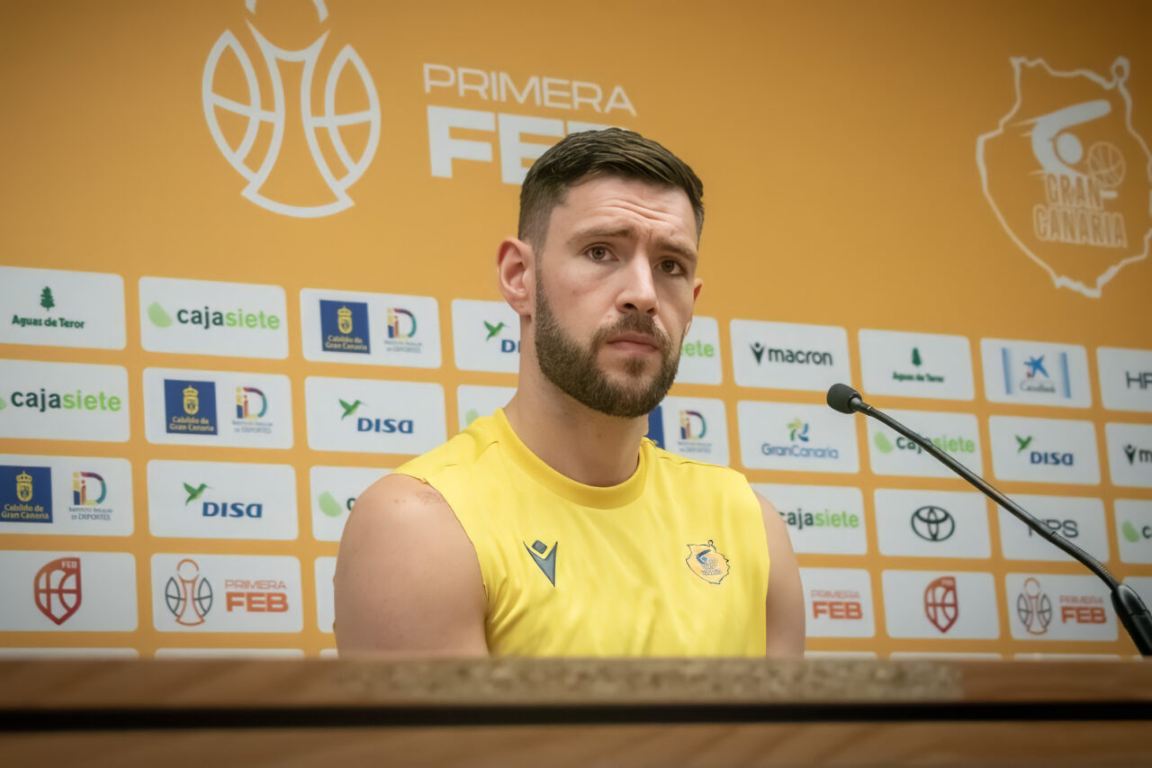 Gudmundsson, en rueda de prensa.